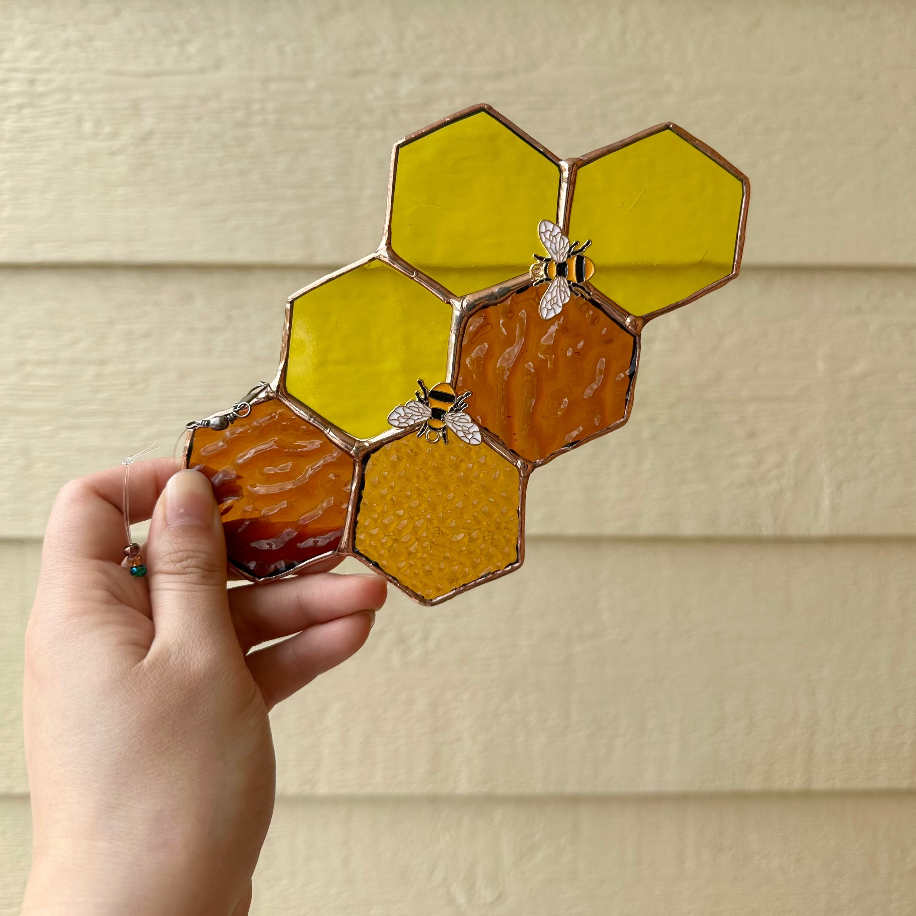 EPS Glass - Honeycomb MED