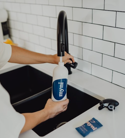 MYNI Wheatstraw Spray Bottle 750mL  | Dark Green