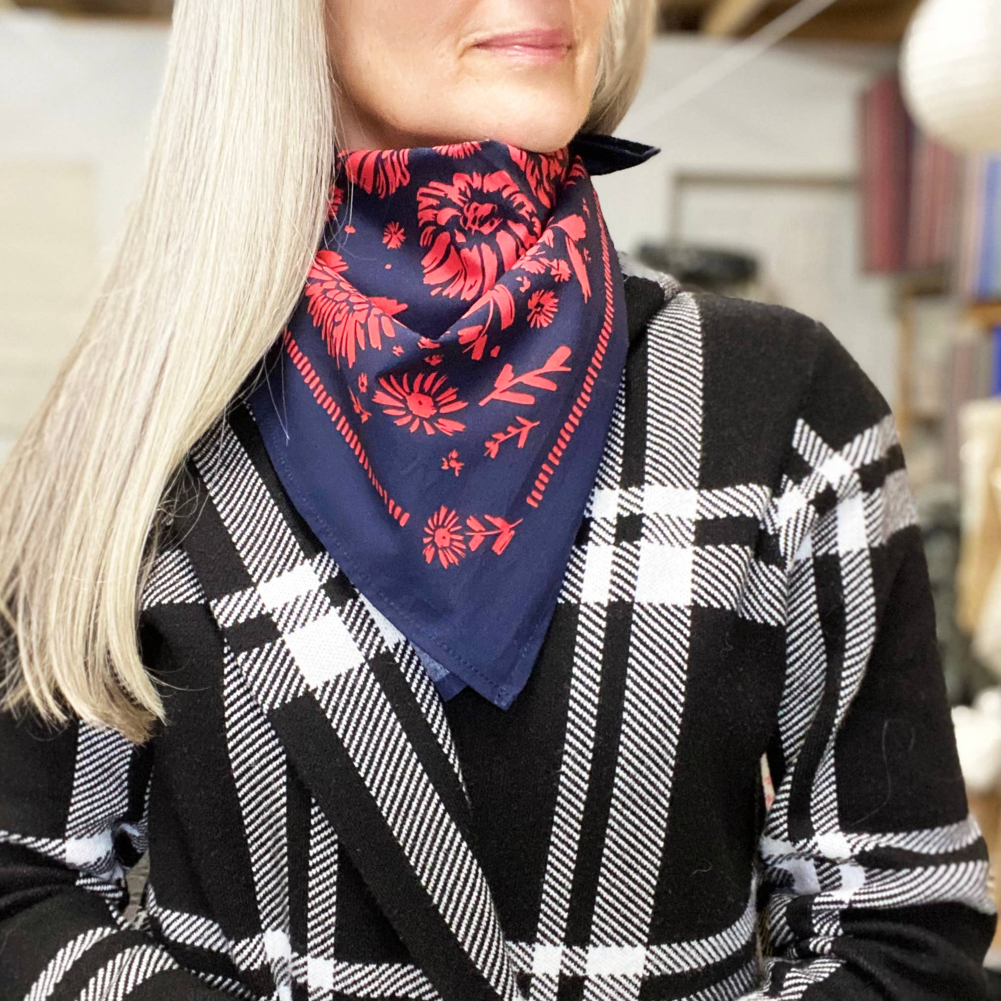 HAVYN Bandana Flower Red + Navy