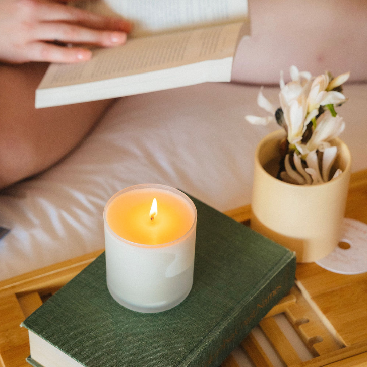 Zephyr Candle