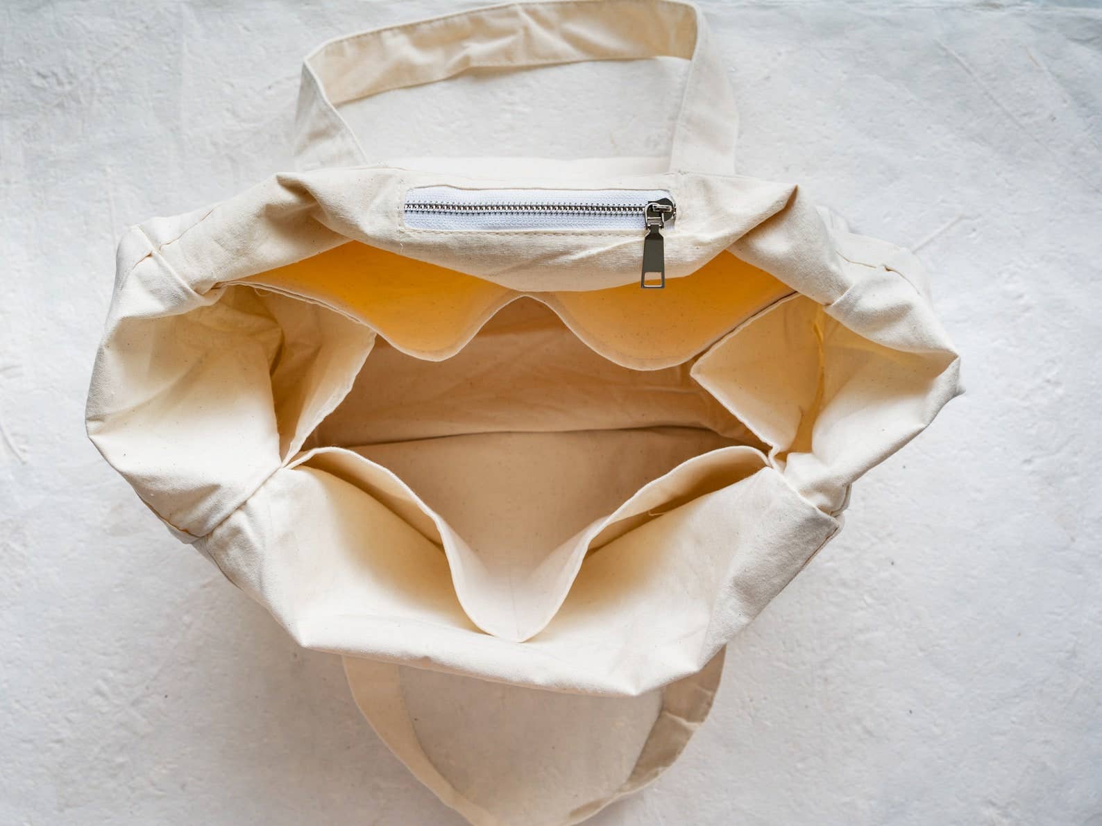 Multi-pocket Tote Bag Creamy Beige