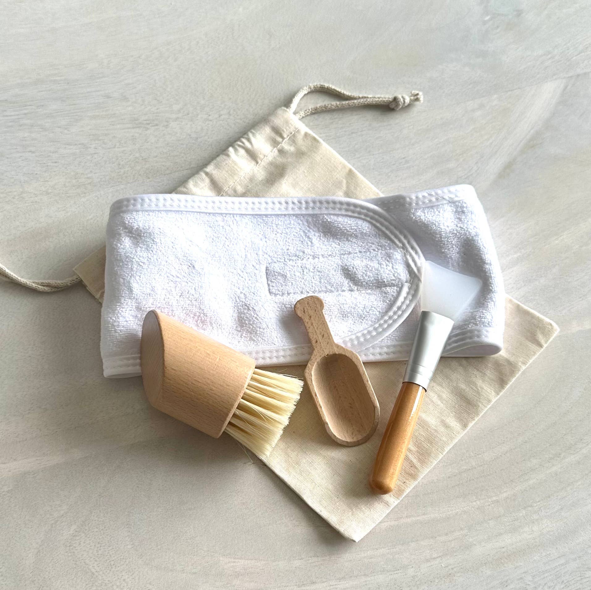 Facial Selfcare Spa 4pc Gift Set White