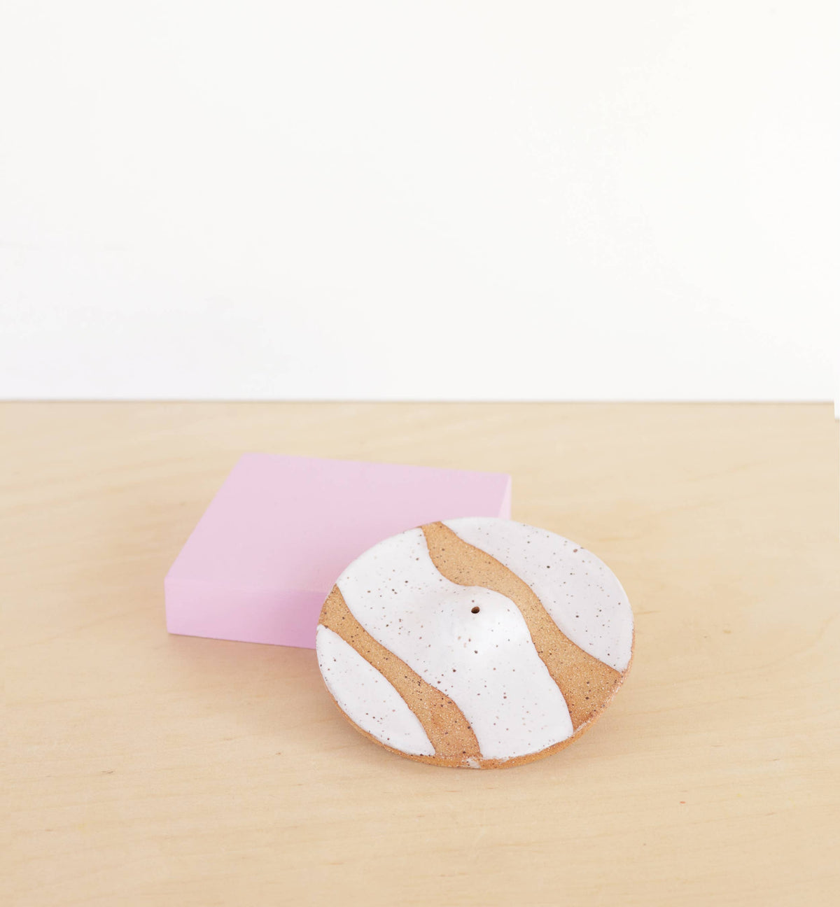 Ceramic Incense Holder XL | Wave Lilac