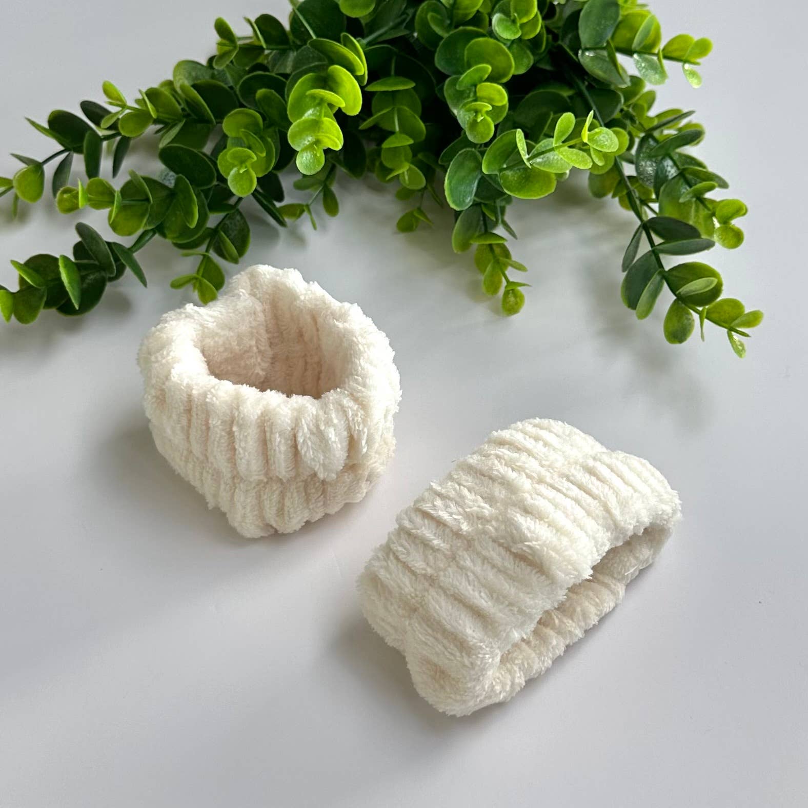 Spa Towel Wrist Set Cream