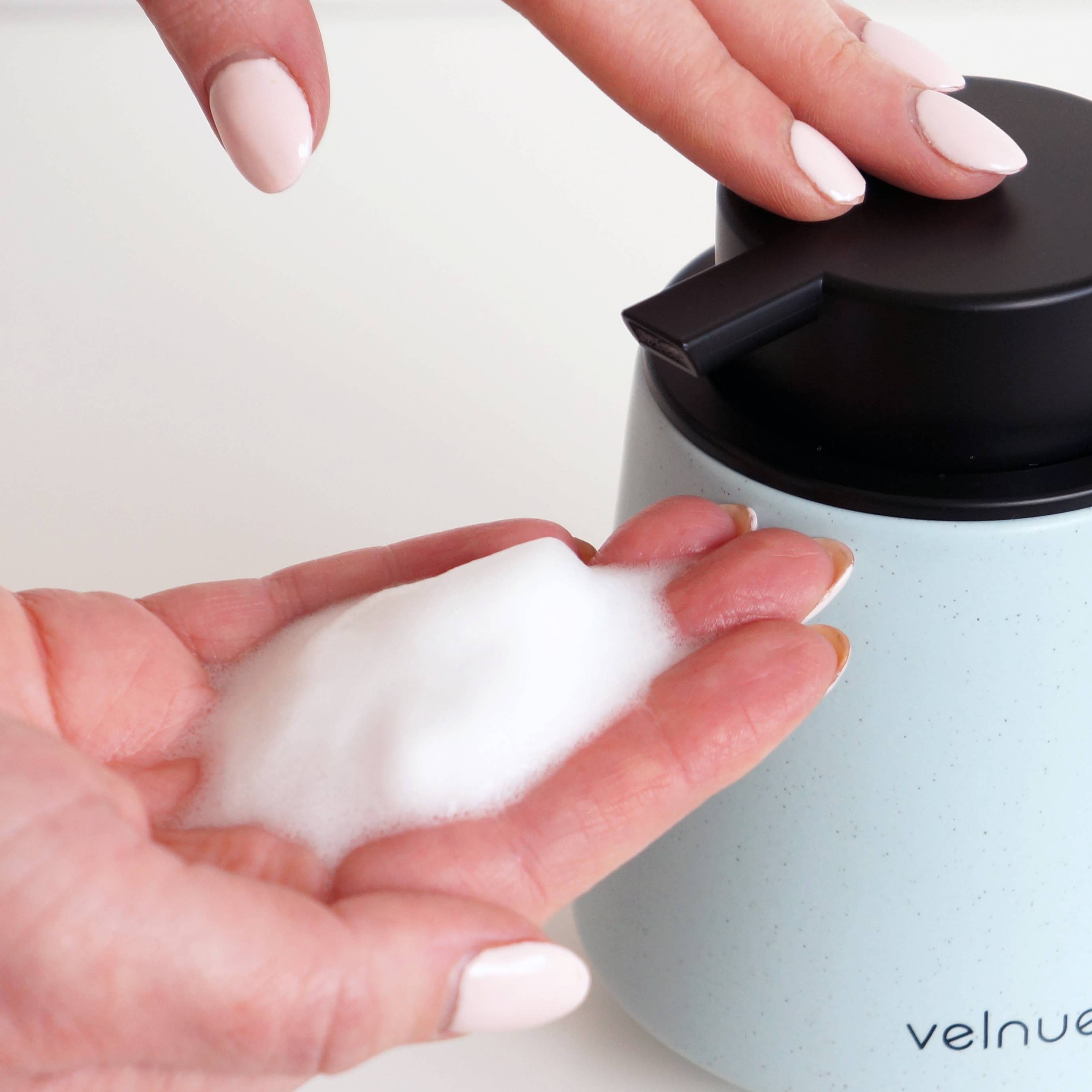 VELNUE Foaming Ceramic Hand Soap + Sanitizer Dispenser Powder Blue