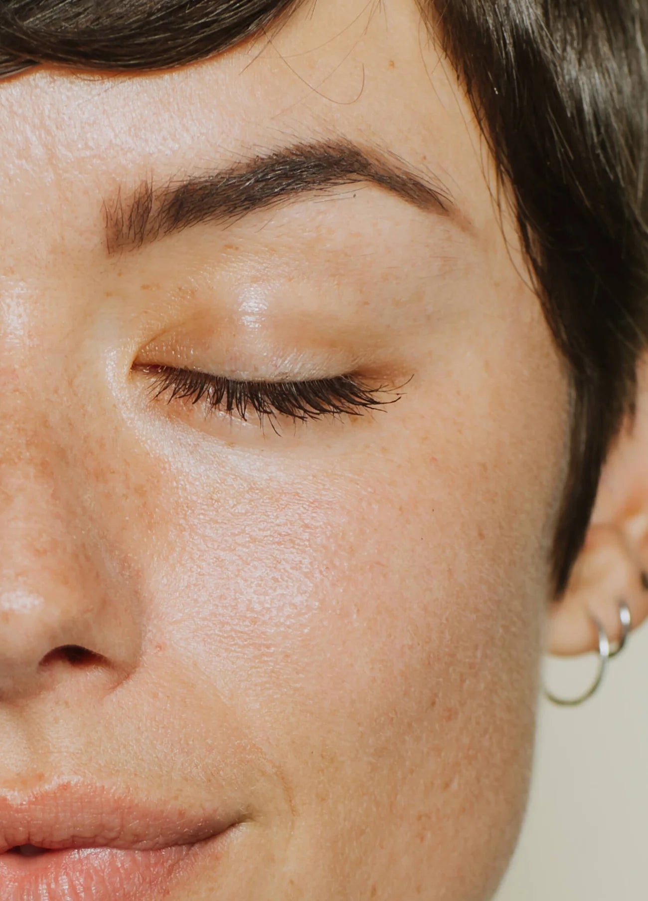 Elate - Essential Mascara Brown