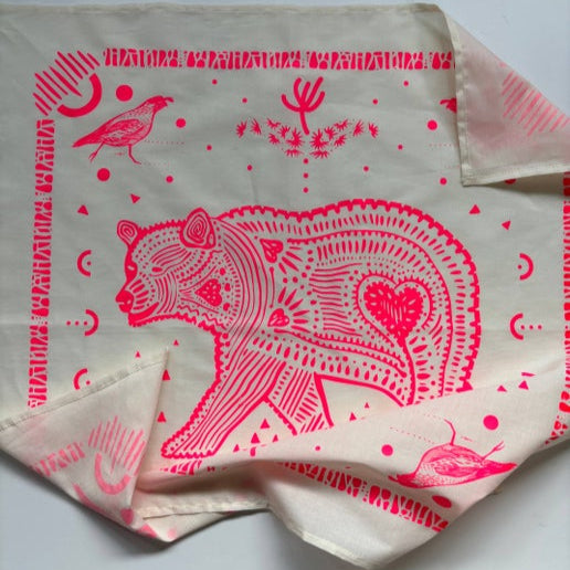 HAVYN Bandana Bear Hot Pink