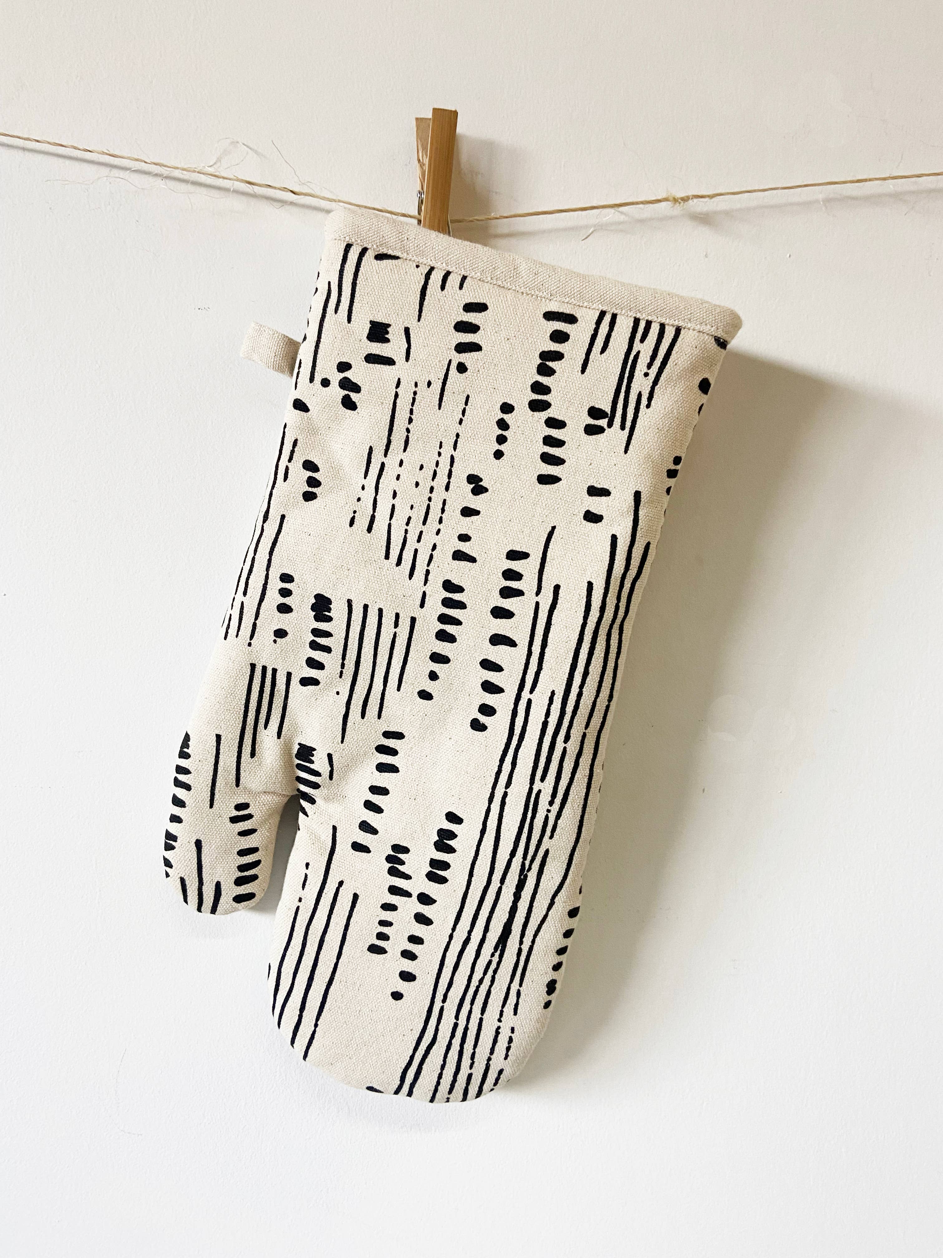 Cotton Oven Mitts Dots + Lines