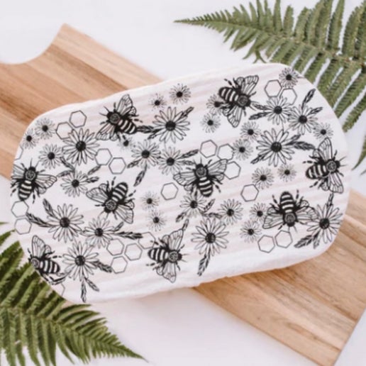 Cloth Casserole Cover Bee + Flower