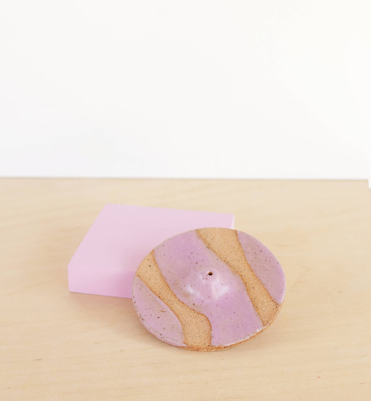 Ceramic Incense Holder XL | Wave Lilac