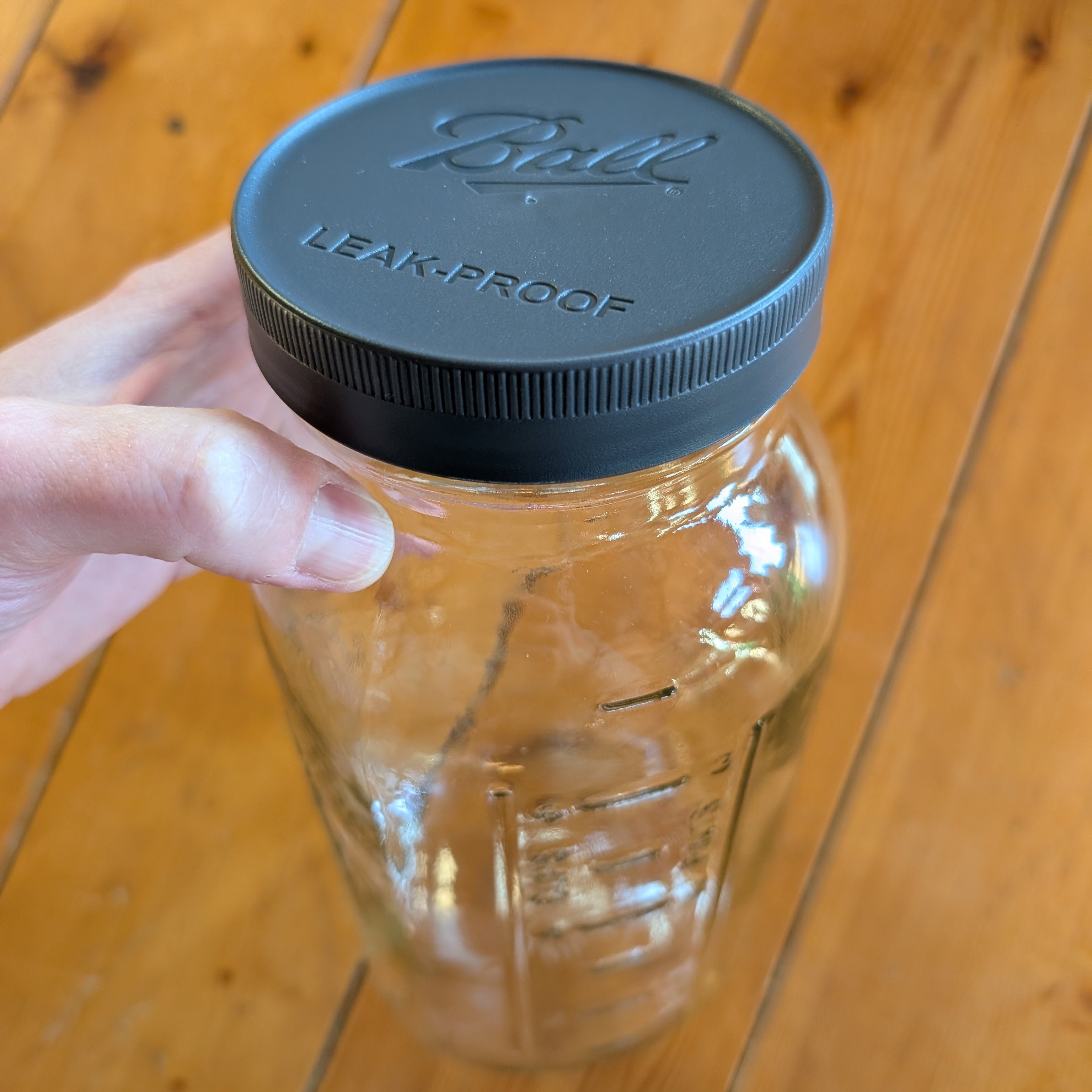 Ball Mason Jar with Lid 1.89L